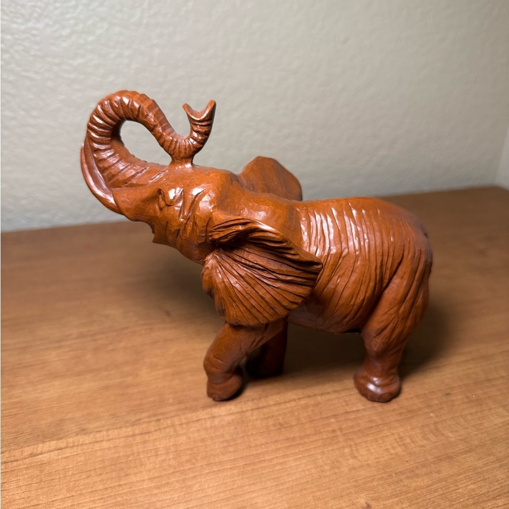Vintage Hand Carved Rosewood Wooden
Elephant Indian-style Ceremonial Elephant - Picture 3 of 8